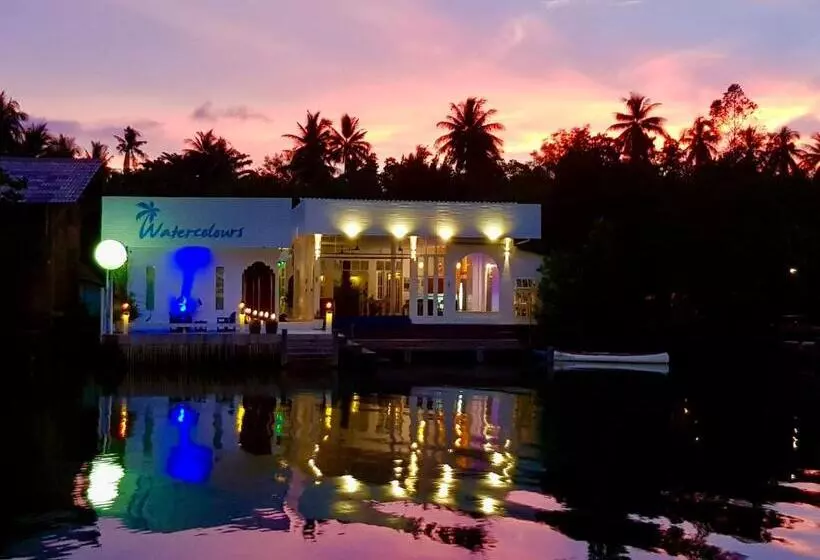 Fotos del hotel Watercolours Resort:  9