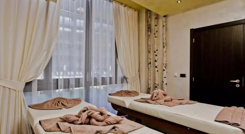 Galeon Residence & Spa