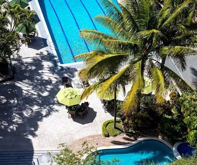 Fotos del hotel Honduras Maya:  2