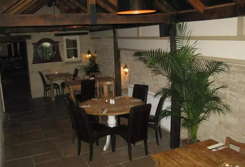 Fotos del hotel The Chequers Inn:  2