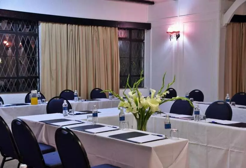 Fotos del hotel Cresta Churchill:  5