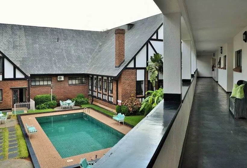 Cresta Churchill