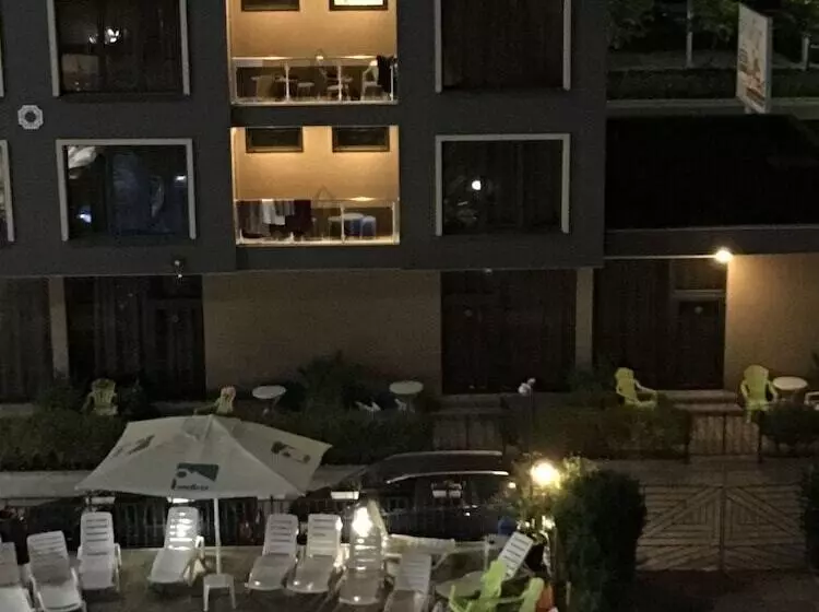 Fotos del hotel Tm Deluxe:  23