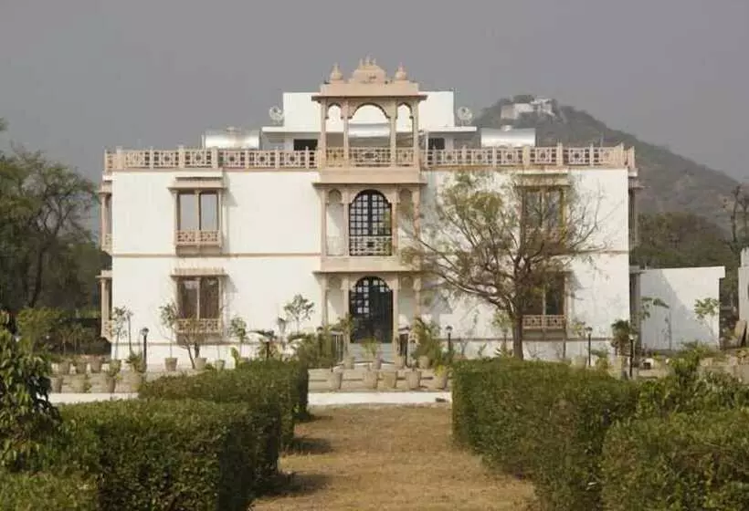 United21 Lake City Resort