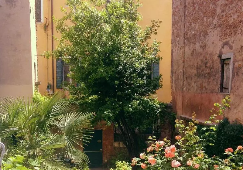 Fotos del hotel 3749 Pontechiodo:  12