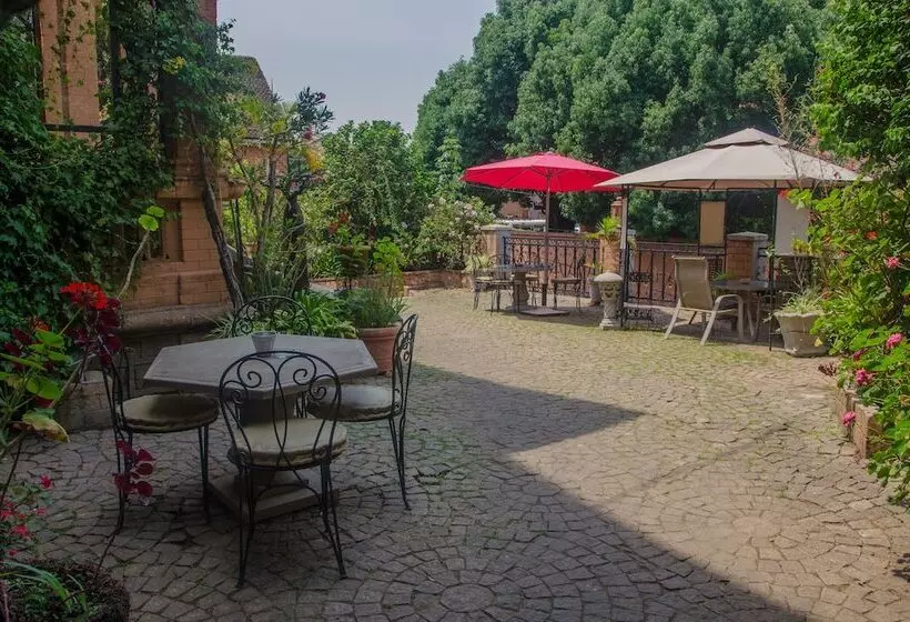 Fotos del hotel Le Pavillon De L'emyrne:  2