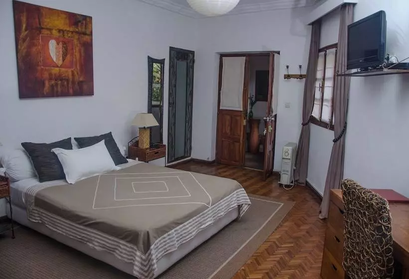 Fotos del hotel Le Pavillon De L'emyrne:  13