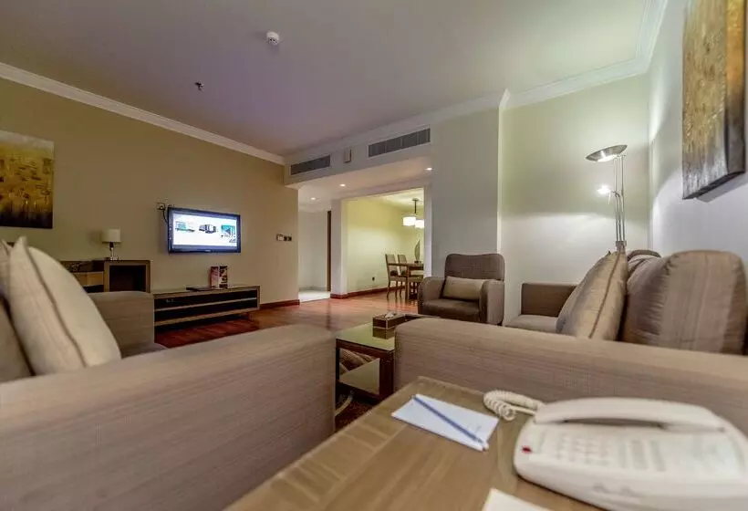 Fotos del hotel Golden Tulip Buraidah:  18