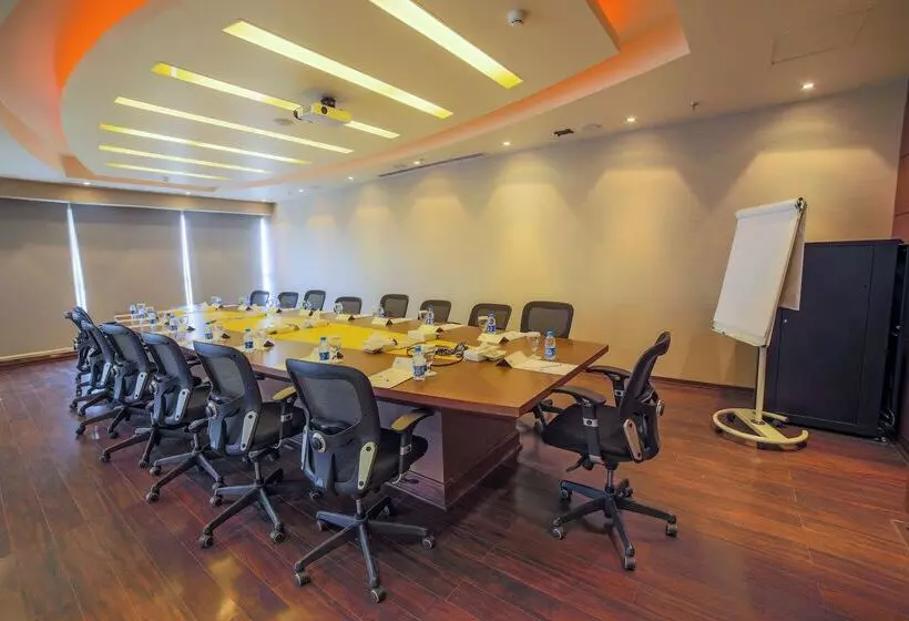 Fotos del hotel Golden Tulip Buraidah:  7