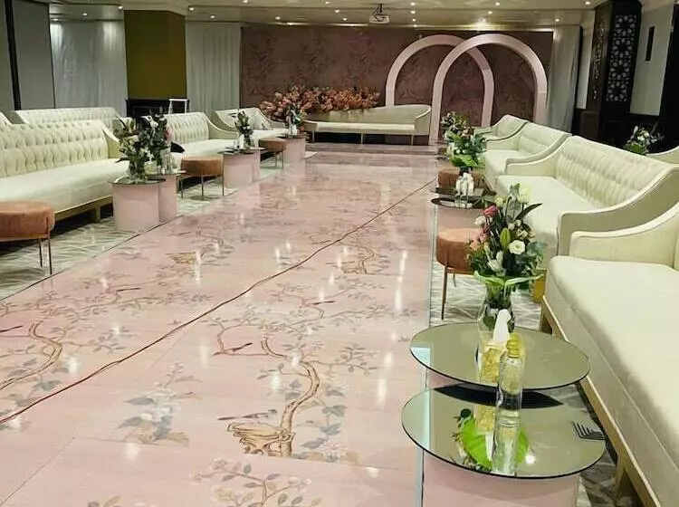 Fotos del hotel Golden Tulip Buraidah:  19