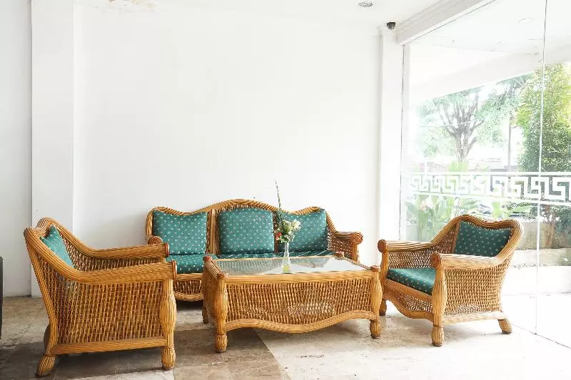 Fotos del hotel Istana Permata Ngagel:  2