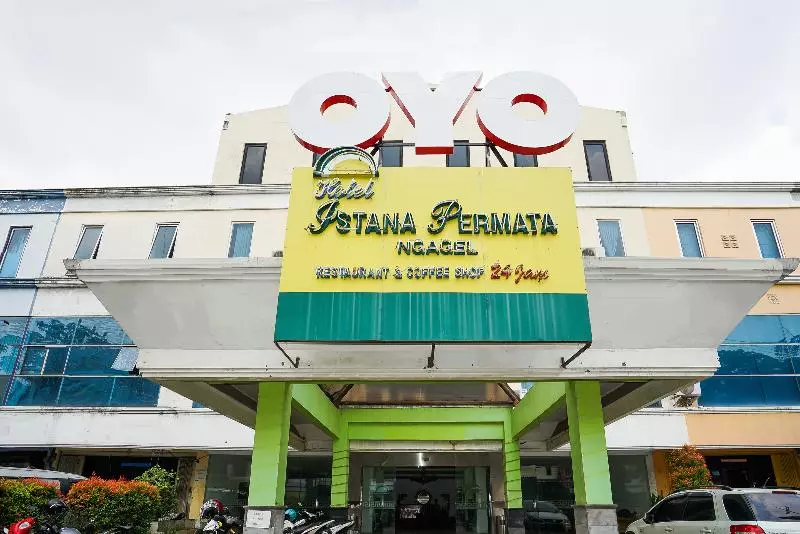 Fotos del hotel Istana Permata Ngagel:  5
