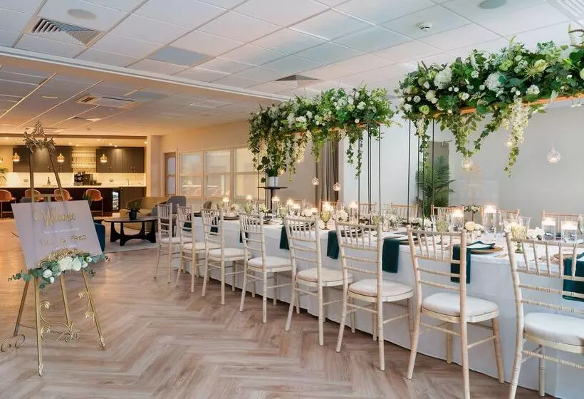 Fotos del hotel Hampton By Hilton Bournemouth:  3