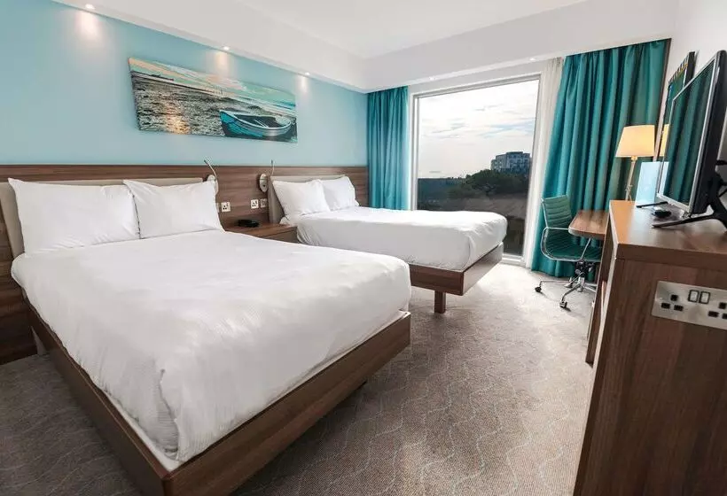 Fotos del hotel Hampton By Hilton Bournemouth:  17