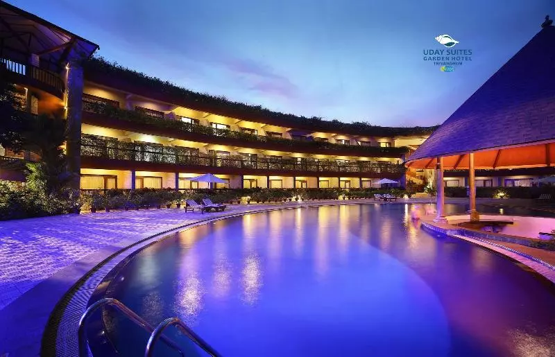 Fotos del hotel Uday Suites  The Airport:  7