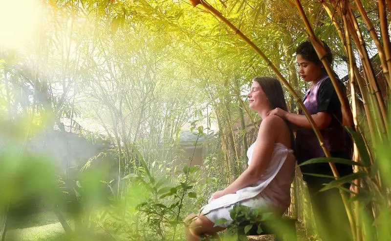 Fotos del hotel Uday Suites  The Airport:  21