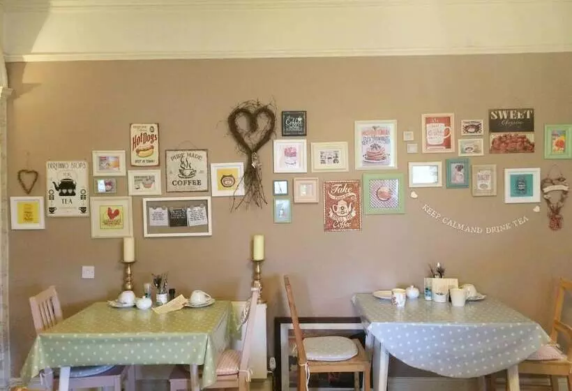 Fotos del hotel The Phantele Bed & Breakfast:  3