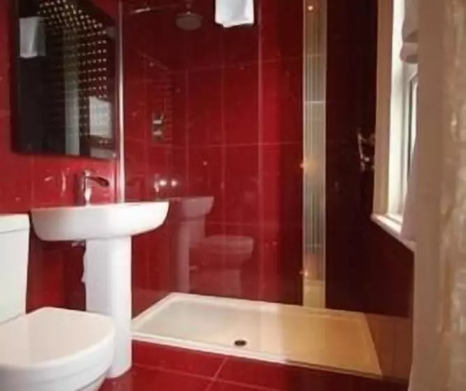 Fotos del hotel The Lilly Restaurant With Rooms:  7