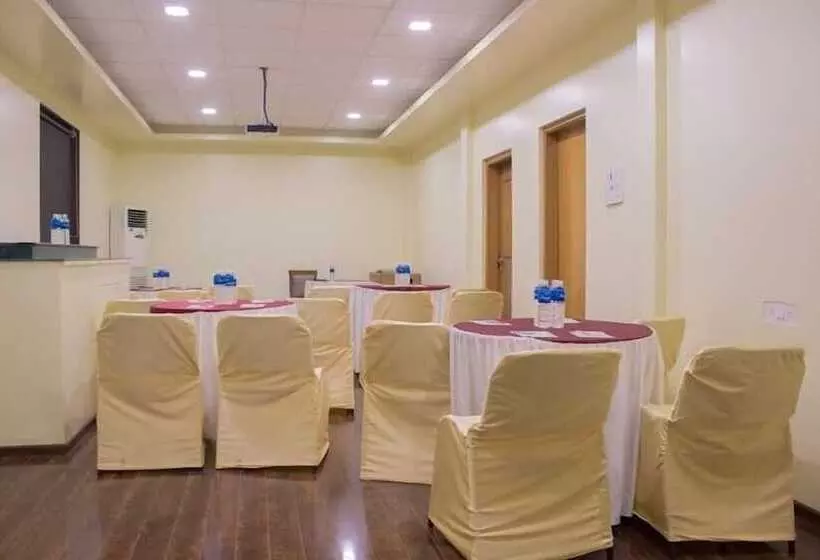 Fotos del hotel Orchard Pune:  12