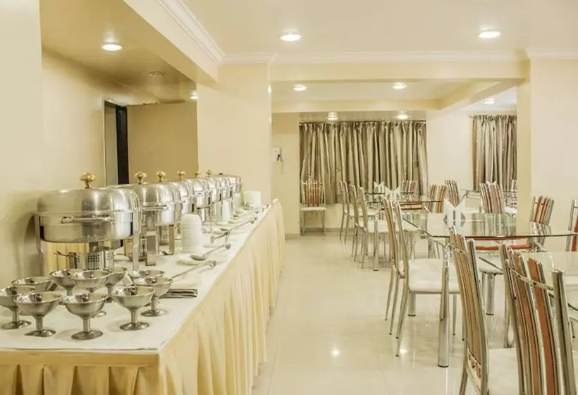 Fotos del hotel Orchard Pune:  11