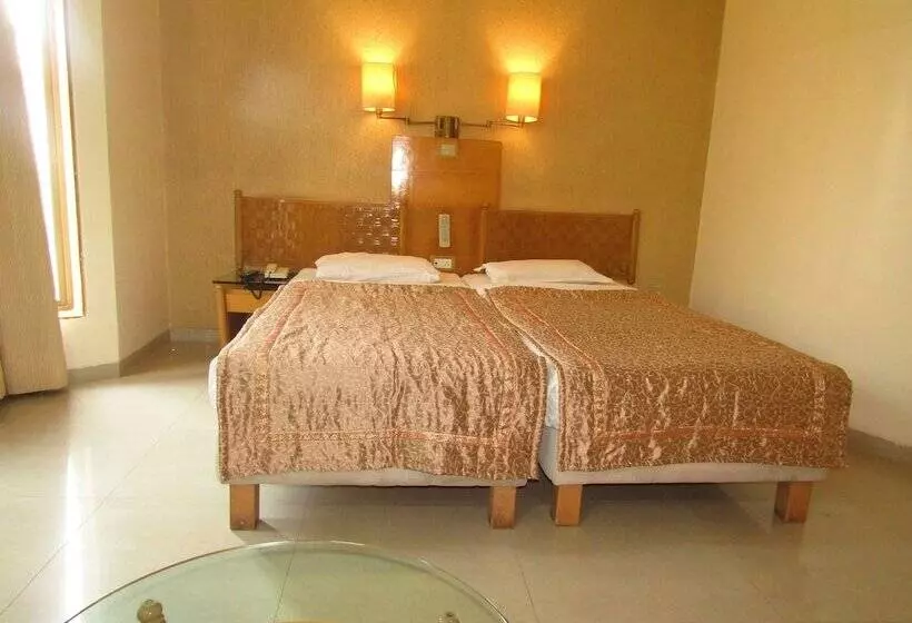 Fotos del hotel Orchard Pune:  6