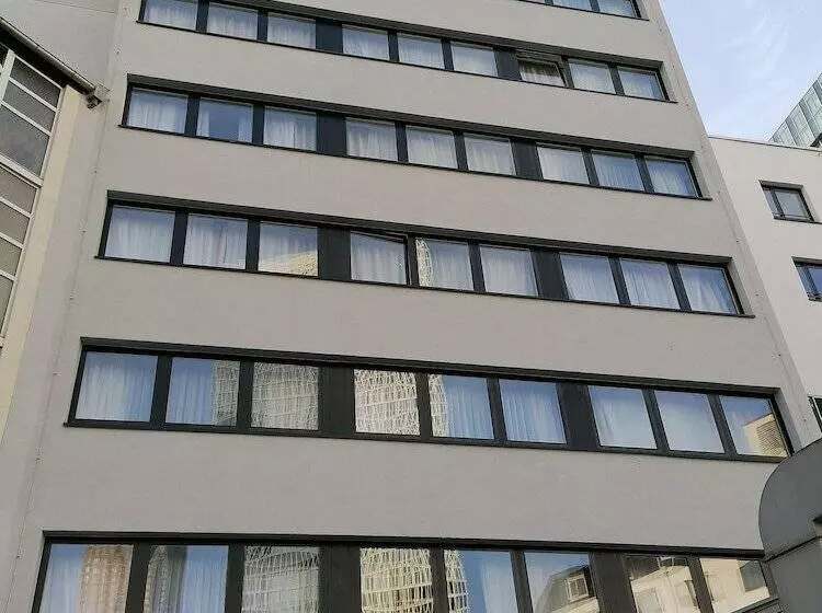 Fotos del hotel Skyline  City Frankfurt:  9