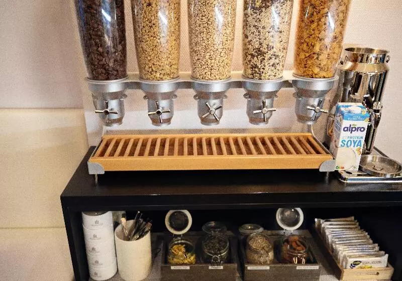 Fotos del hotel Skyline  City Frankfurt:  13