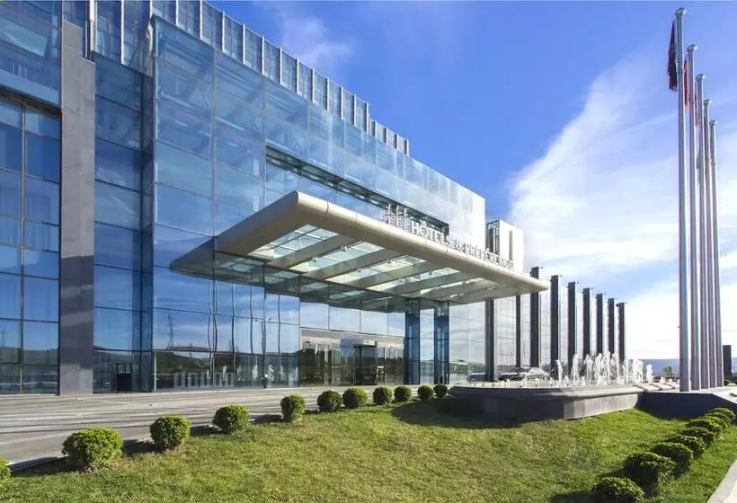 Fotos del hotel Hotels & Preference Hualing Tbilisi:  8