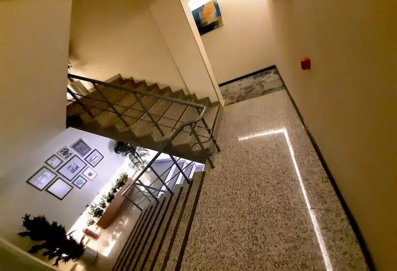 Fotos del hotel Sapko Airport:  3