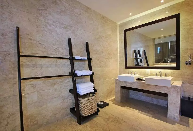 Fotos del hotel Ulu Segara Luxury Suites & Villas:  16