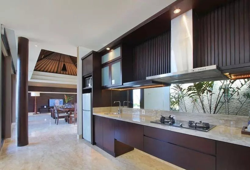 Fotos del hotel Ulu Segara Luxury Suites & Villas:  12