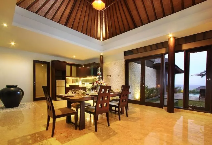 Fotos del hotel Ulu Segara Luxury Suites & Villas:  3