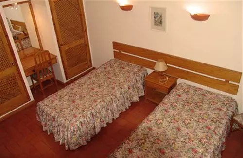 Alta Oura Apartments