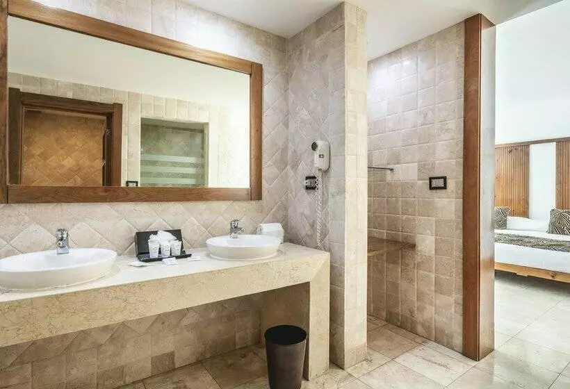 Fotos del hotel Be Live Experience Hamaca Beach:  35