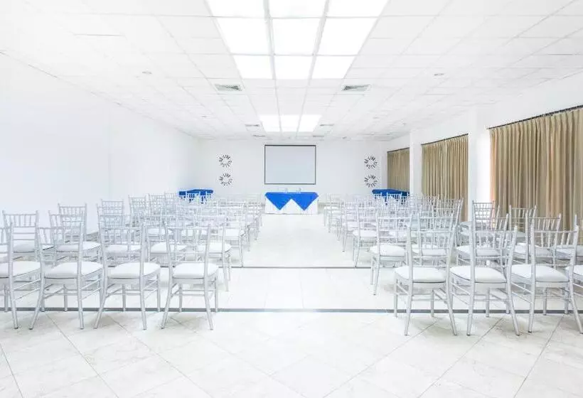 Fotos del hotel Be Live Experience Hamaca Beach:  6