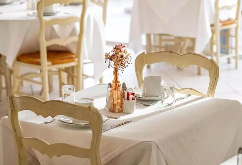 Fotos del hotel Hôtel La Caravelle:  2