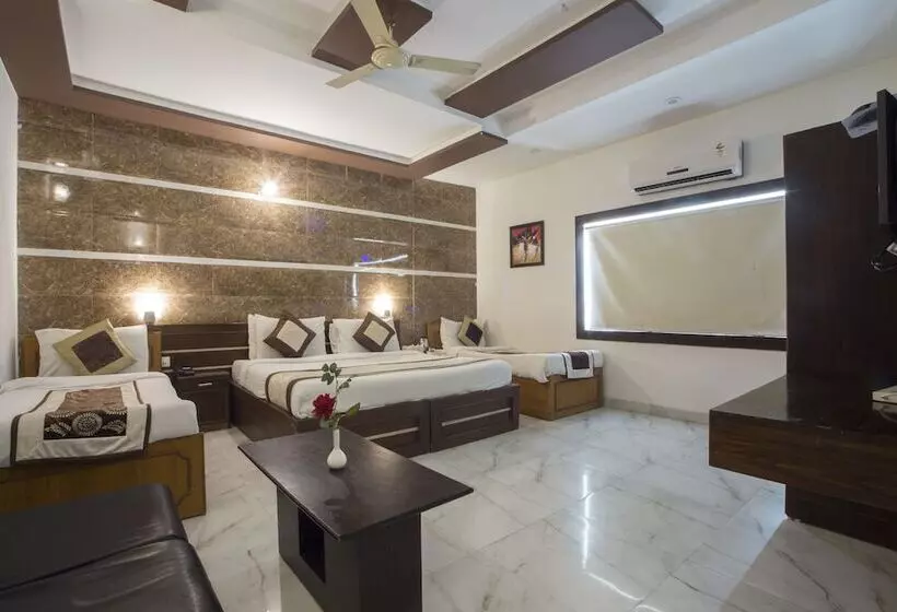 Fotos del hotel Optimum Tara Palace:  18