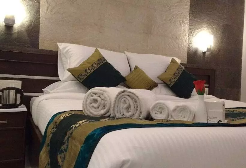 Fotos del hotel Optimum Tara Palace:  25