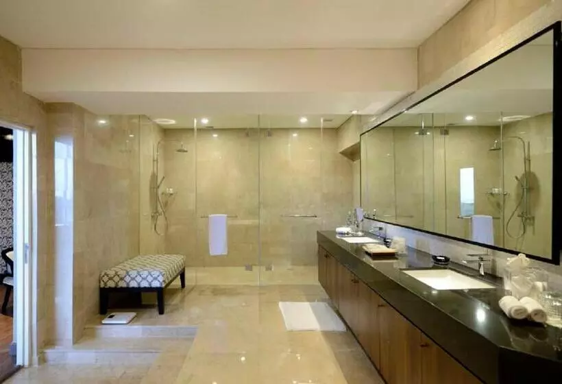 Fotos del hotel Discovery Ancol:  4