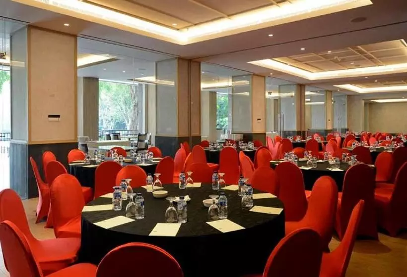 Fotos del hotel Discovery Ancol:  6