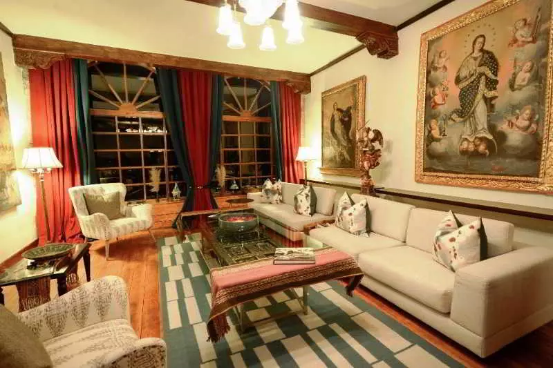 Palacio Manco Capac By Ananay S