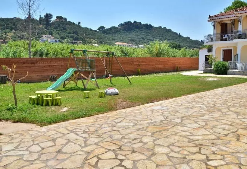 Fotos del hotel Sunny Garden:  2