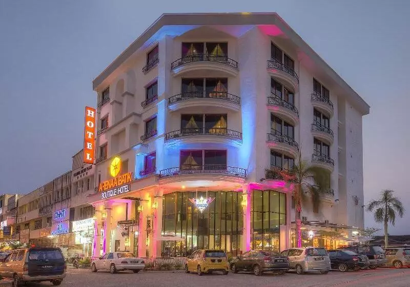 Arenaa Batik Boutique