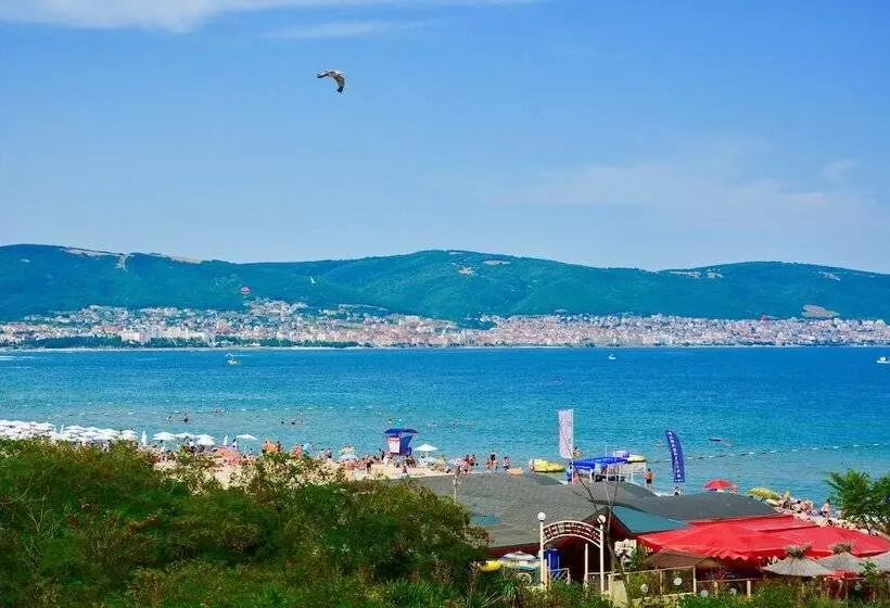 Fotos del hotel Golden Rainbow Vip Residence:  8