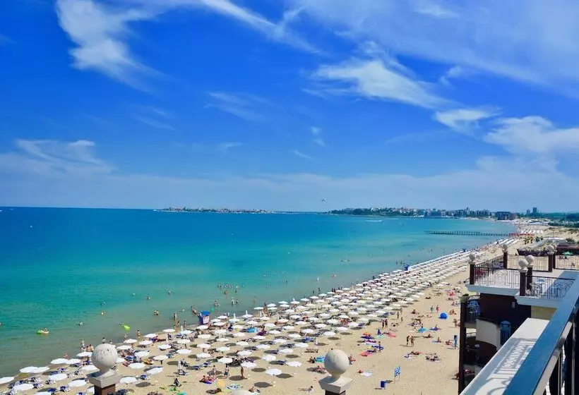 Fotos del hotel Golden Rainbow Vip Residence:  4