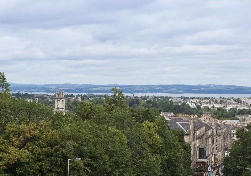 Fotos del hotel The Spires:  5