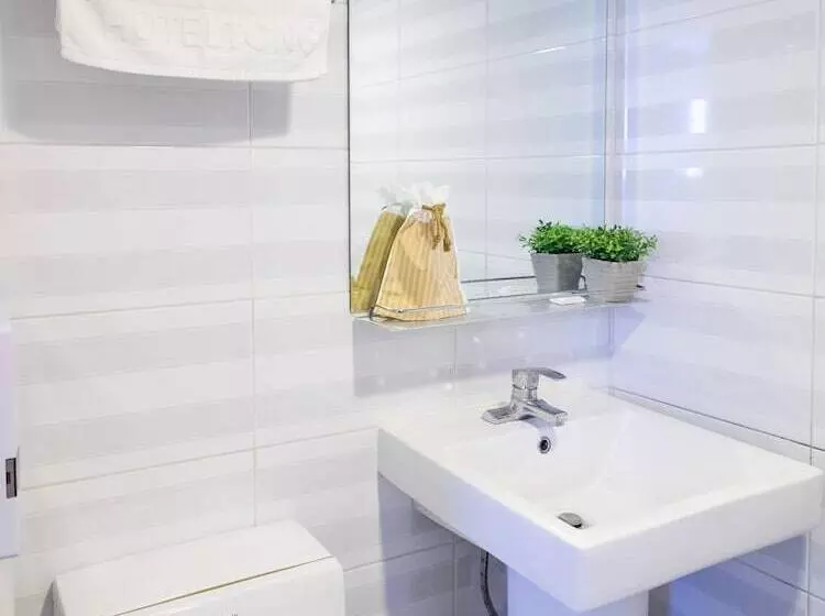 Fotos del hotel Travel Monster:  10