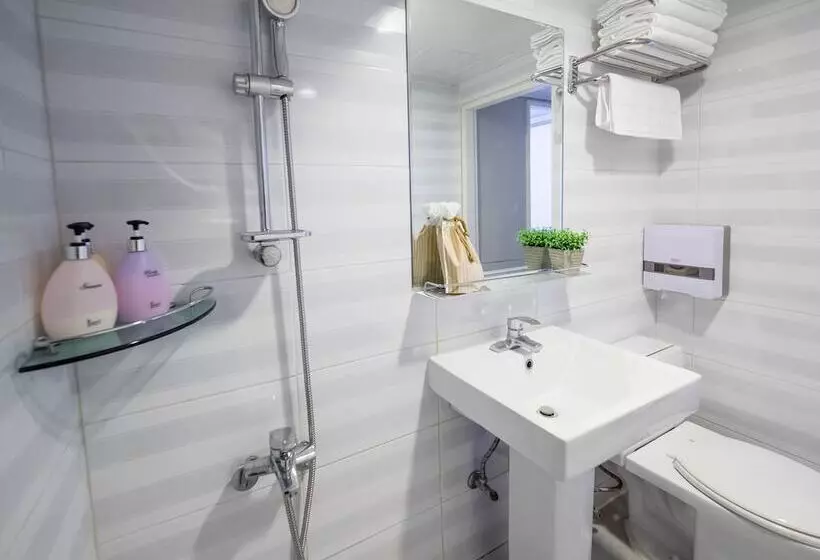 Fotos del hotel Travel Monster:  8