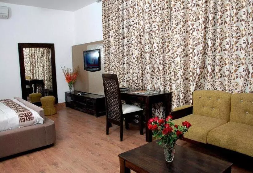 Fotos del hotel 66 Residency-boutique City Centre:  22