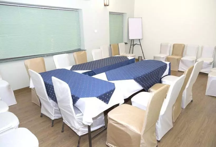 Fotos del hotel 66 Residency-boutique City Centre:  4